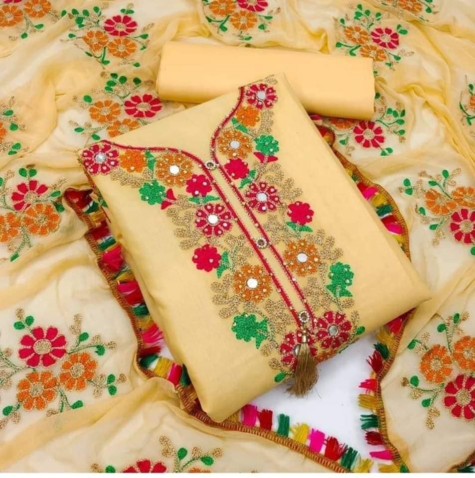 কাশ্মীরী আড়ি এম্ব্রডারী থ্রি-পিচ 11528